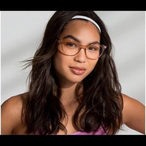 New with tag! DIFF Charitable Eyewear  Vintage Crystal Clear SKU: